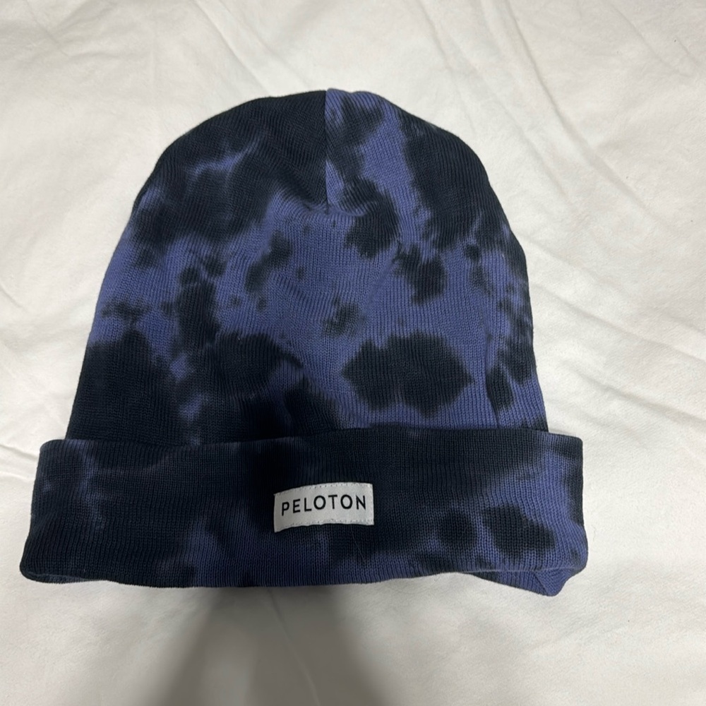 Black tie dye beanie